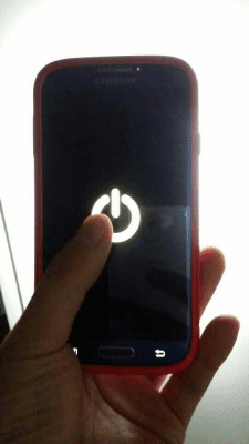 Screenshot of the application Simple Flashlight - #5