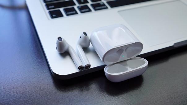 Apple announced the release date of the new AirPods