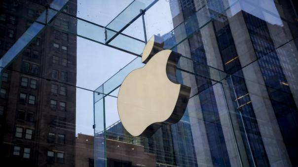 Apple will protect its gadgets from hackers and secret services