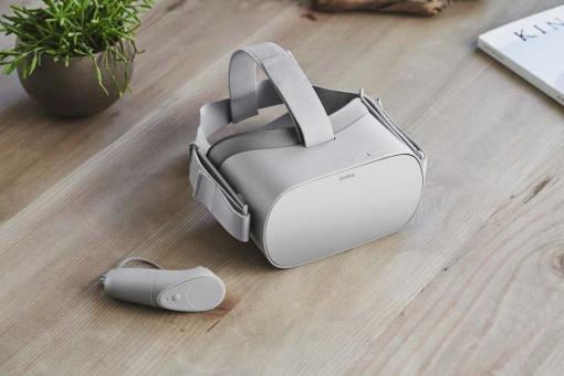 Oculus Go virtual reality helmet has dropped in price